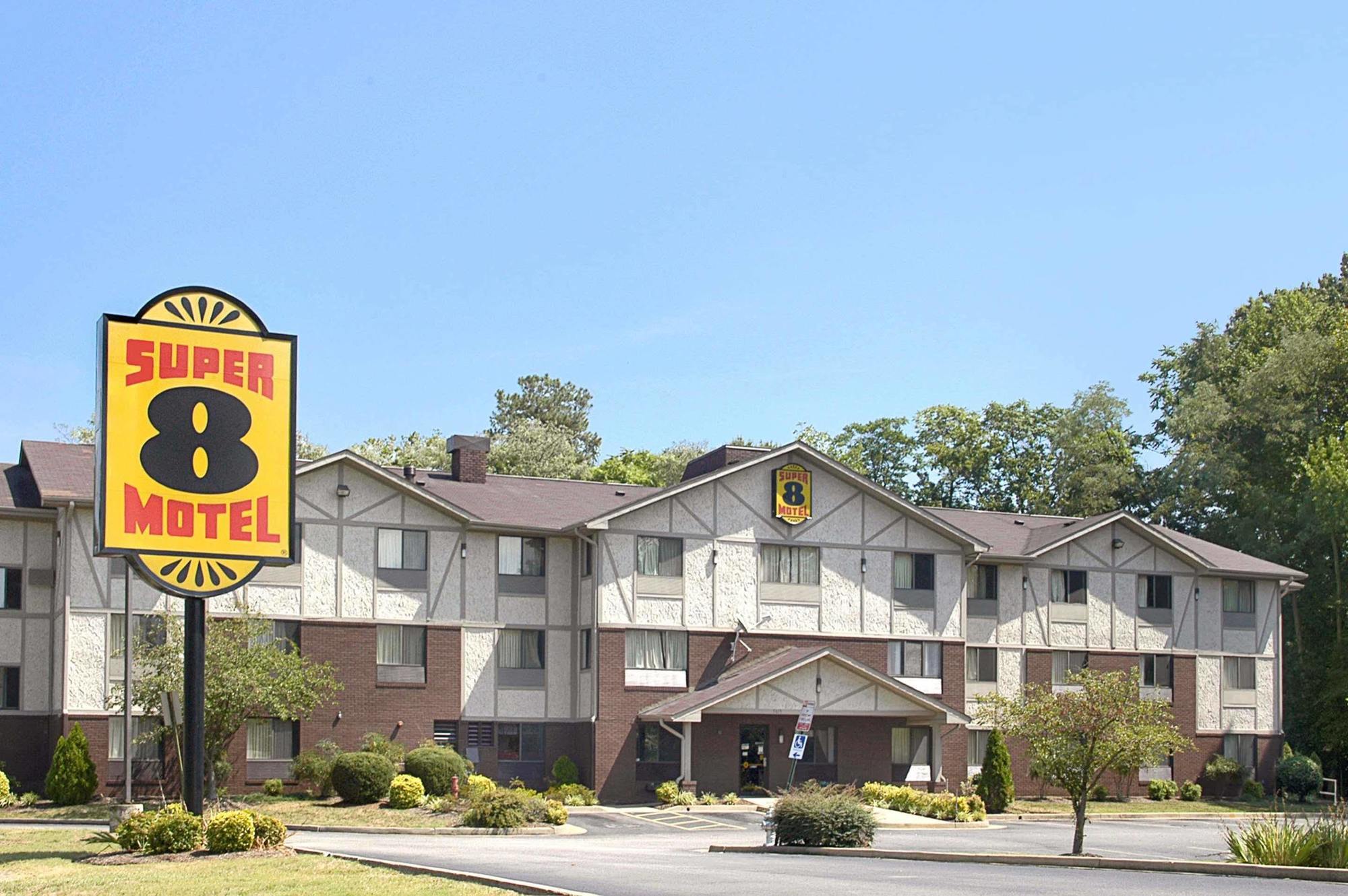Super 8 By Wyndham Richmond/Chamberlayne Rd Hotel Yellow Tavern Exterior photo
